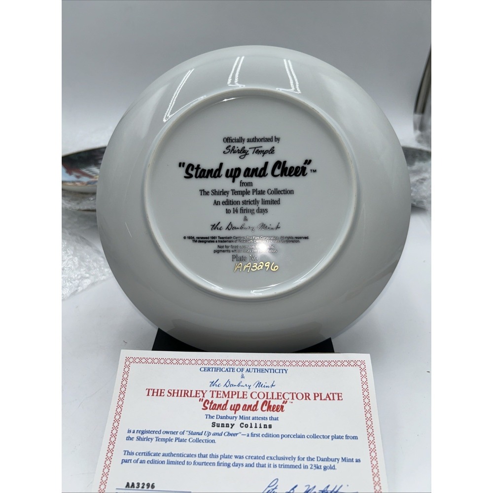 Vintage Shirley Temple "Stand Up and Cheer" Collectible Plate 1991 Danbury Mint - Picture 4 of 5